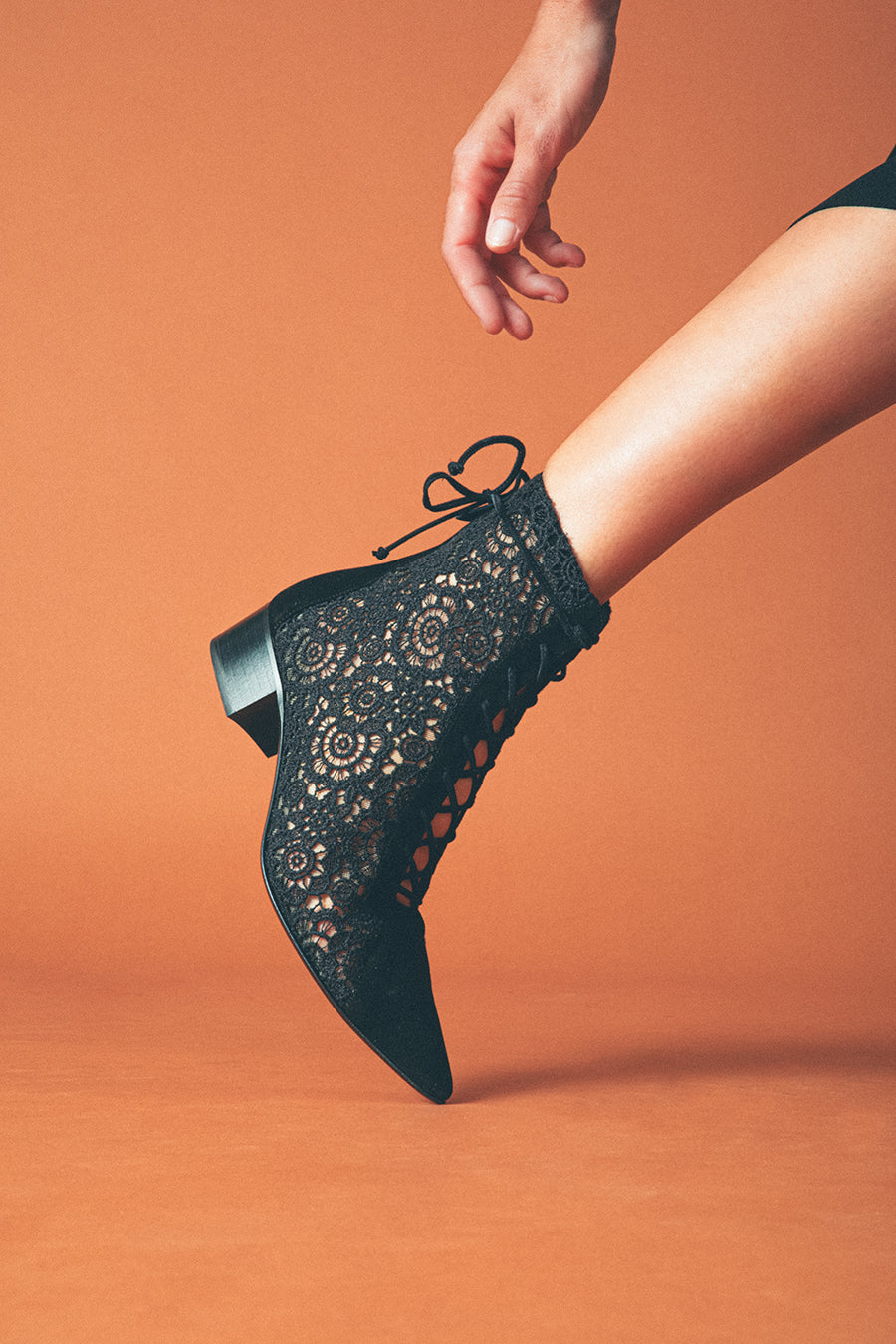 VENEZIA 30 LACE BOOTIE BLACK