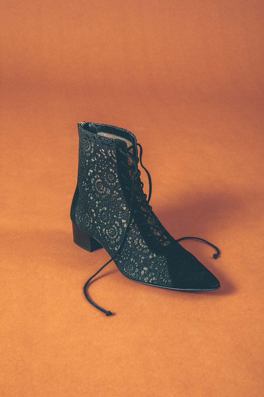 VENEZIA 30 LACE BOOTIE BLACK