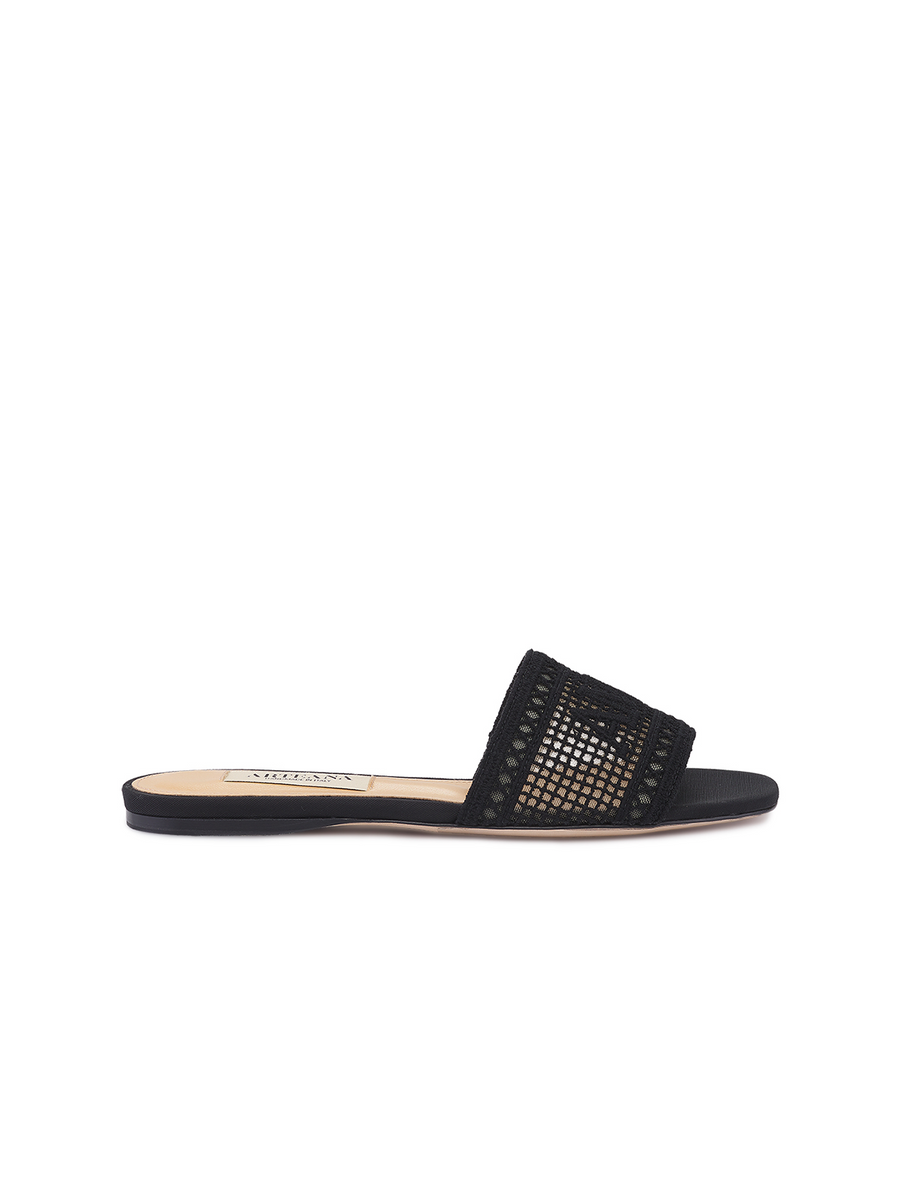 ARTEANA - BLACK FLAT SANDAL WITH AMOR EMBROIDERY - ROMA FLAT BLACK