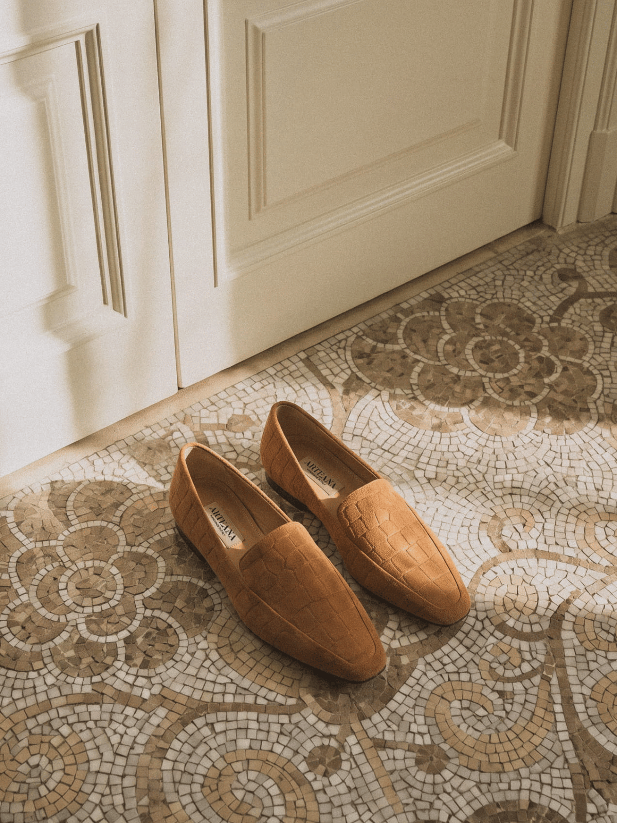 VERONA FLAT LOAFER CARAMEL