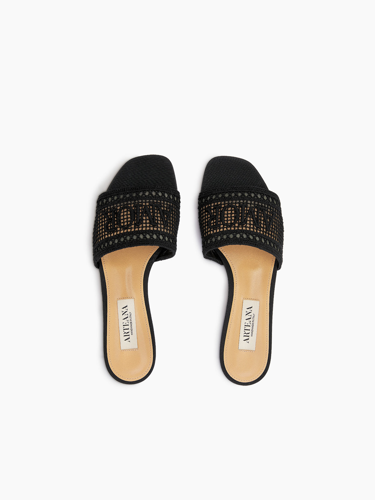 ROMA FLAT BLACK